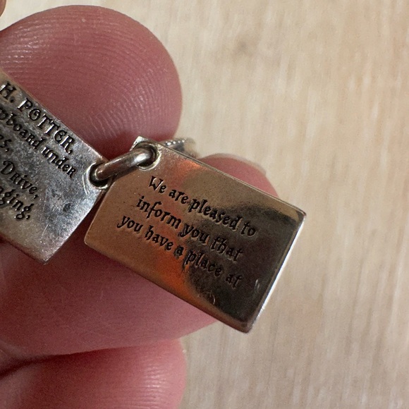 Pandora Harry Potter Hogwarts Acceptance Letter Dangle Charm - Picture 5 of 6